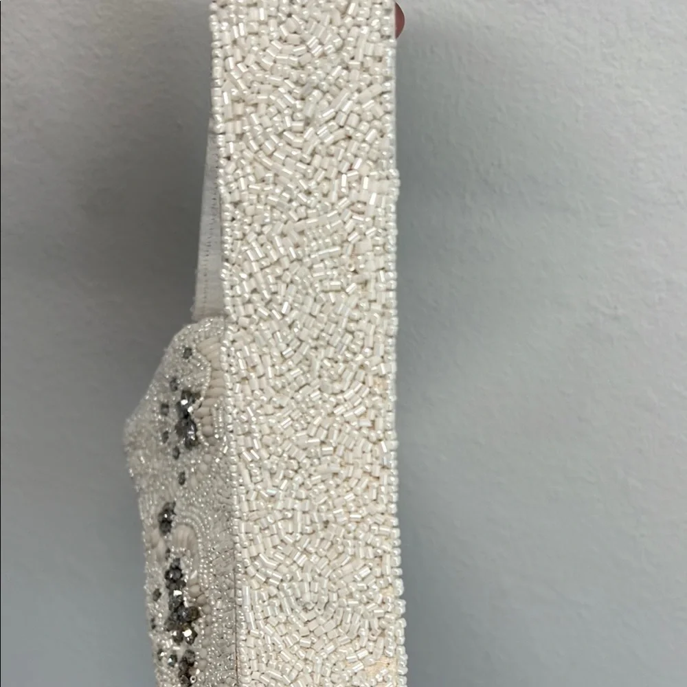 Lulu | Beaded Bag w/ Rhinestone Embellishments 🤍 - Picture 7 of 13